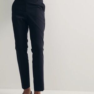 Black Slacks. H&M. Size XS. NWOT. Classic & Chic